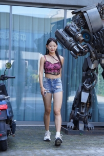 【精选街拍】Vol.3734 一始街拍作品 - 牛仔热裤美女 [528P-8.83GB]