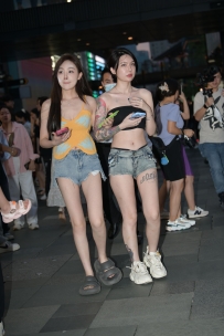 【精选街拍】Vol.3274 火辣热裤姐妹 [107P-2.42GB]